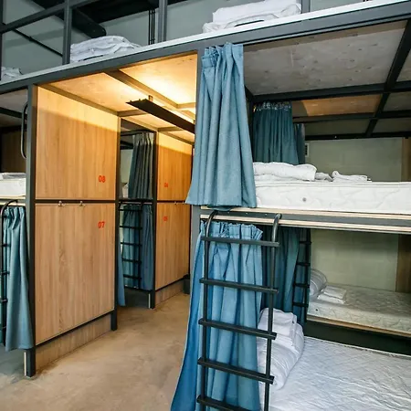 Campus Community A-hotel Hostel *